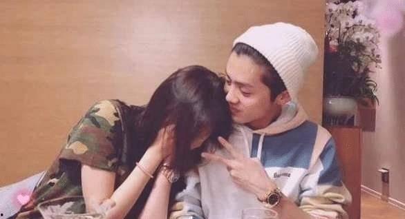 潘玮柏老婆照片和资料,颜值与才华并存，背后的故事令人动容