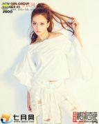 智秀个人资料图片,光影交织下的时尚偶像